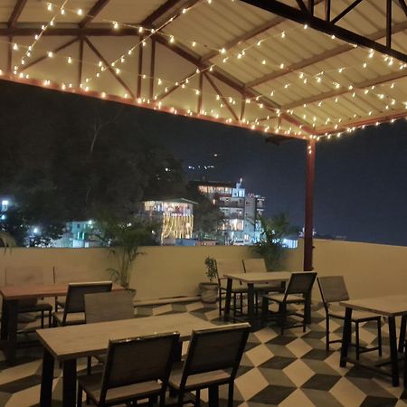 Hotel Hostel Vimal Ganga Rishikesh Ngoại thất bức ảnh