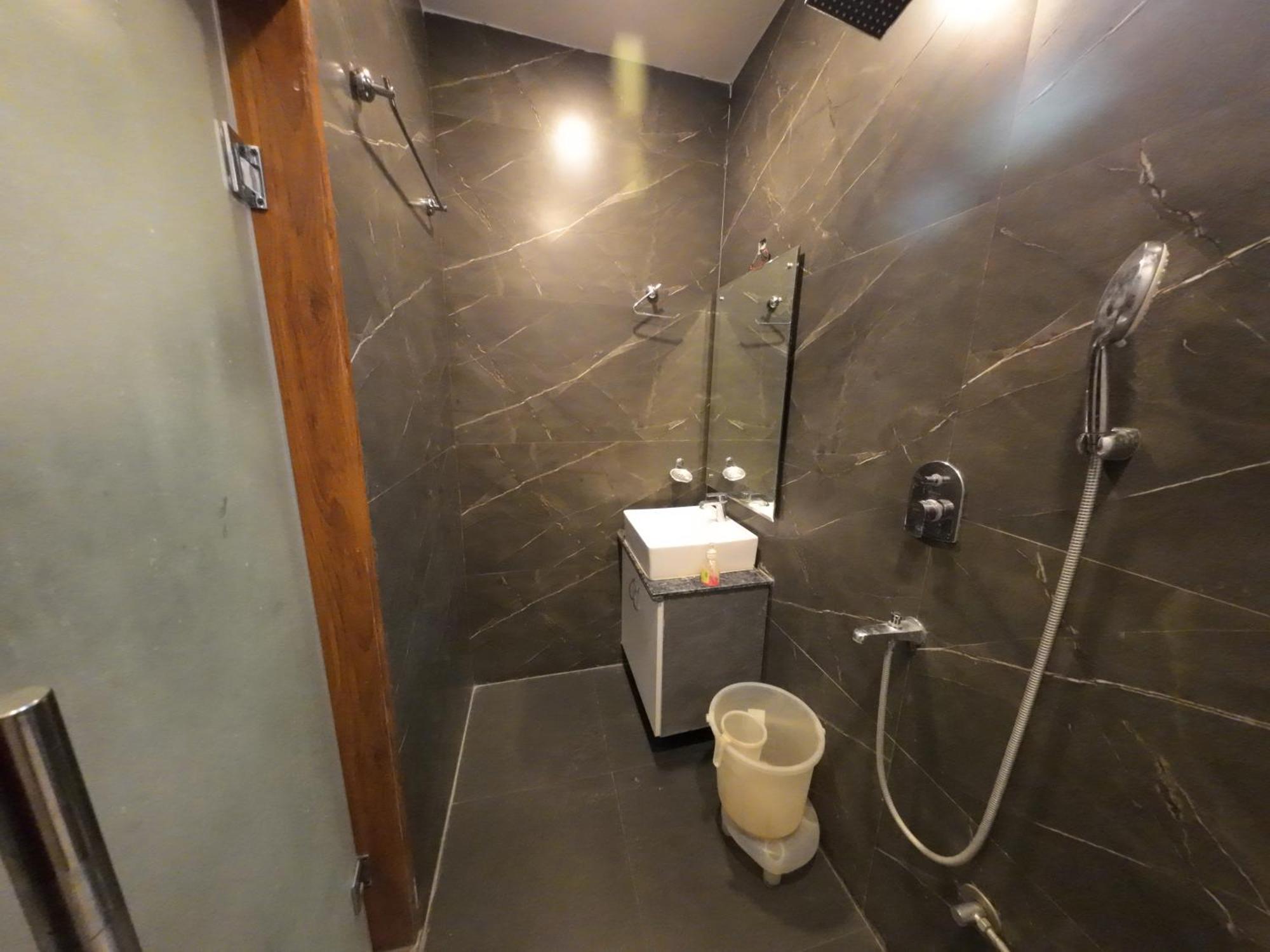 Hotel Hostel Vimal Ganga Rishikesh Ngoại thất bức ảnh